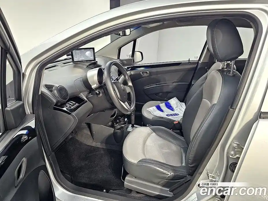 Chevrolet Spark 2011 1.0 гидро, фото 8