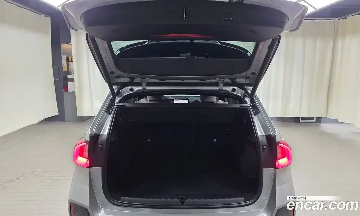 BMW X1 2025 2.0 автомат (гидро), фото 26
