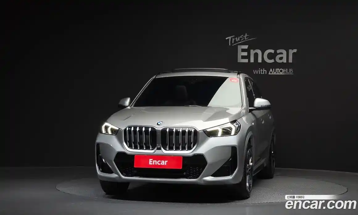 BMW X1 2025 2.0 автомат (гидро), фото 3