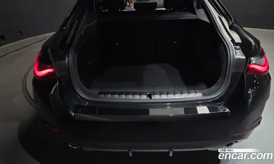 BMW 4 серия 2023 2.0 автомат (гидро), фото 30