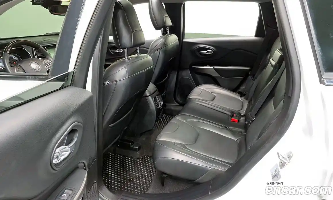 Jeep Cherokee 2019 2.2 автомат (гидро), фото 18