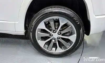 Jeep Cherokee 2019 2.2 автомат (гидро), миниатюра 7