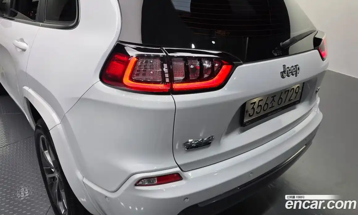 Jeep Cherokee 2019 2.2 автомат (гидро), фото 9