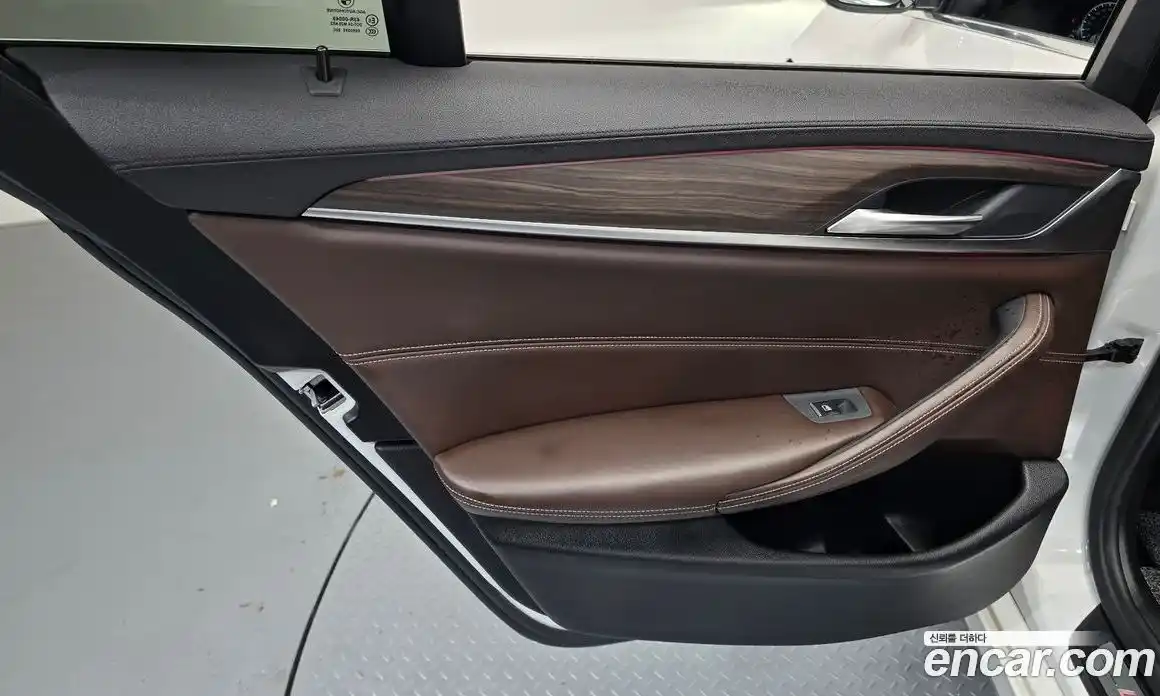 BMW 5 серия 2018 2.0 автомат (гидро), фото 15