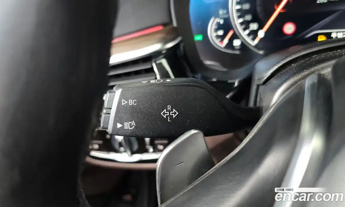 BMW 5 серия 2018 2.0 автомат (гидро), фото 30