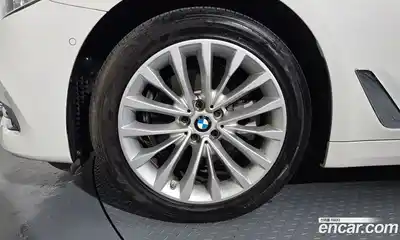 BMW 5 серия 2018 2.0 автомат (гидро), миниатюра 5