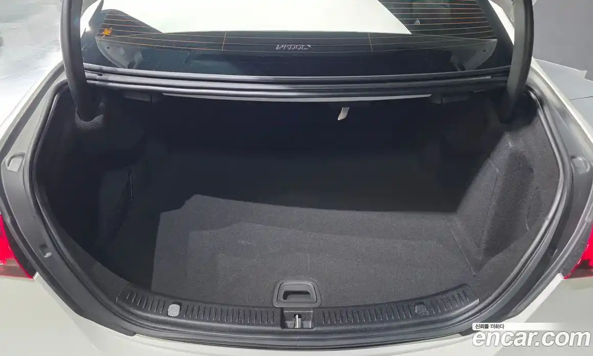 Mercedes-Benz E-Class 2022 2.0 автомат (гидро), фото 25