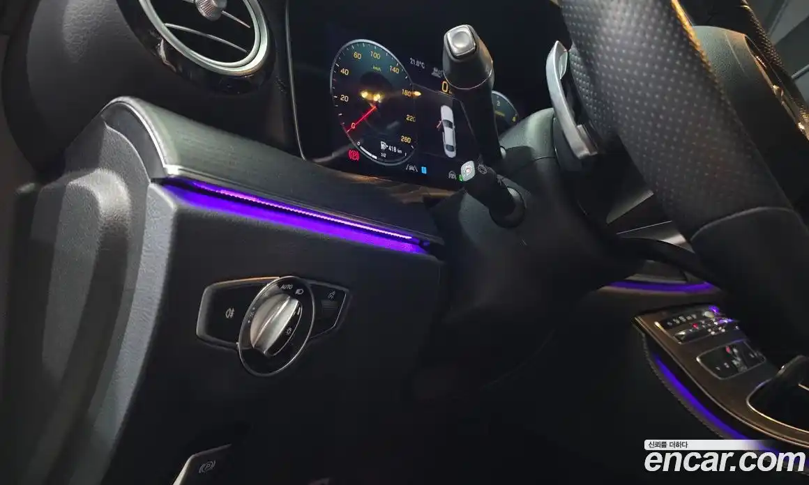 Mercedes-Benz E-Class 2022 2.0 автомат (гидро), фото 26
