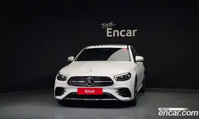 Mercedes-Benz E-Class 2022 2.0 автомат (гидро), миниатюра 3