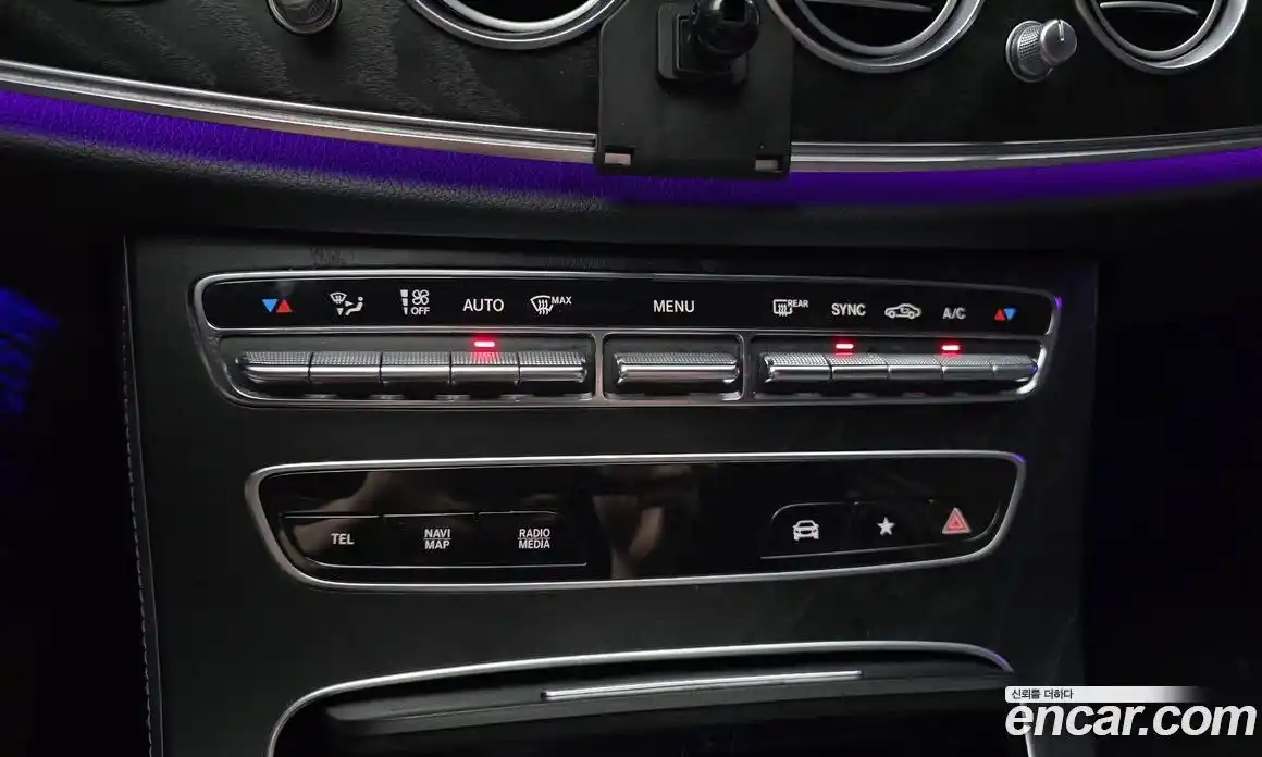Mercedes-Benz E-Class 2022 2.0 автомат (гидро), фото 32