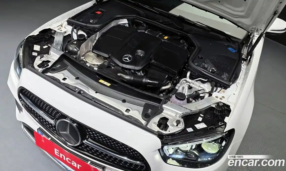 Mercedes-Benz E-Class 2022 2.0 автомат (гидро), фото 6