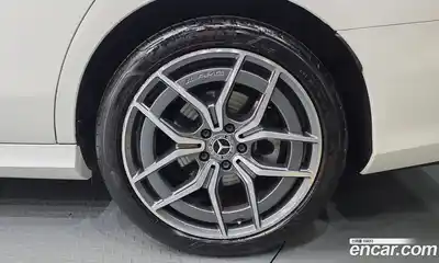 Mercedes-Benz E-Class 2022 2.0 автомат (гидро), миниатюра 7