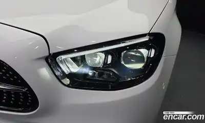 Mercedes-Benz E-Class 2022 2.0 автомат (гидро), миниатюра 8