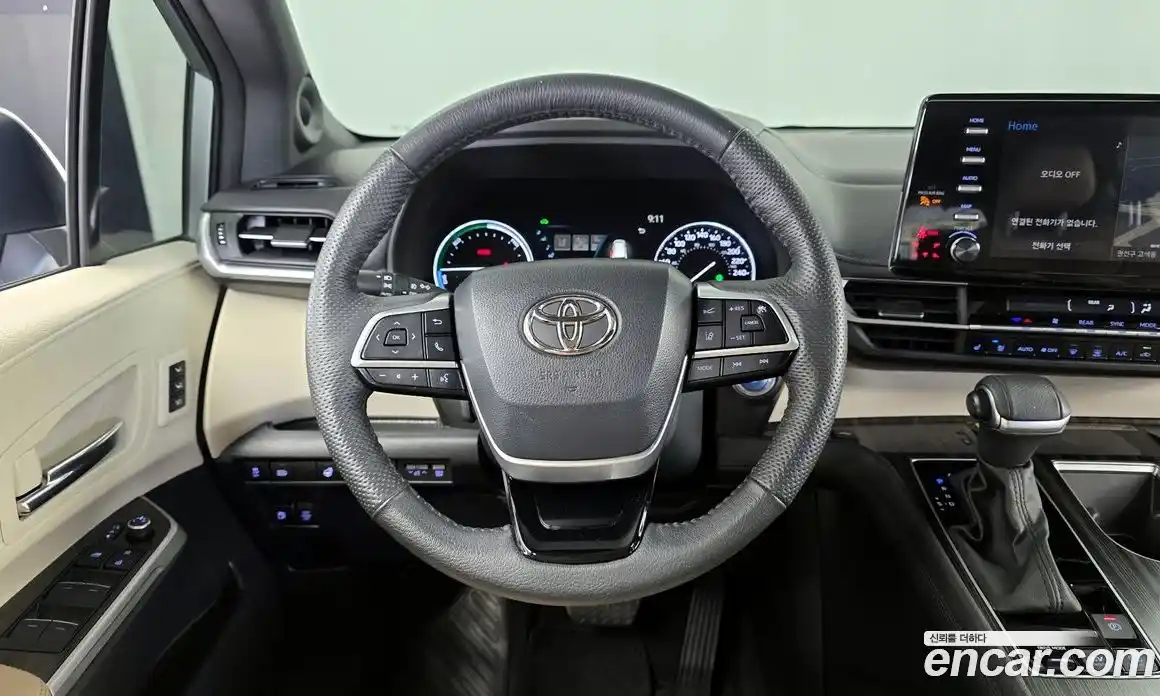 Toyota Sienna 2023 2.5 гидро, фото 19