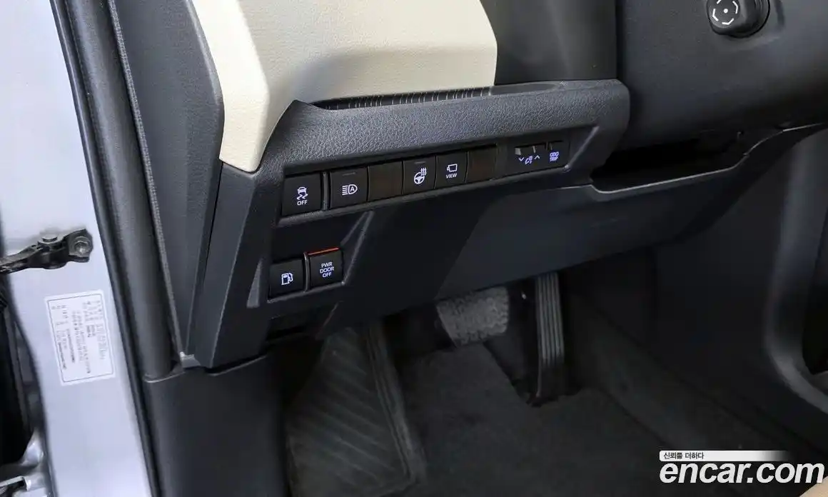 Toyota Sienna 2023 2.5 гидро, фото 24