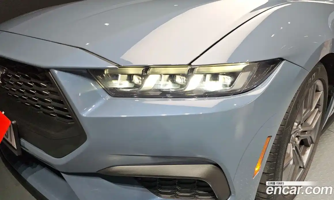 Ford Mustang 2025 2.3 автомат (гидро), фото 8