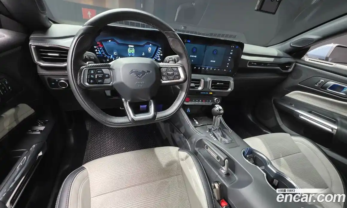 Ford Mustang 2025 2.3 автомат (гидро), фото 10