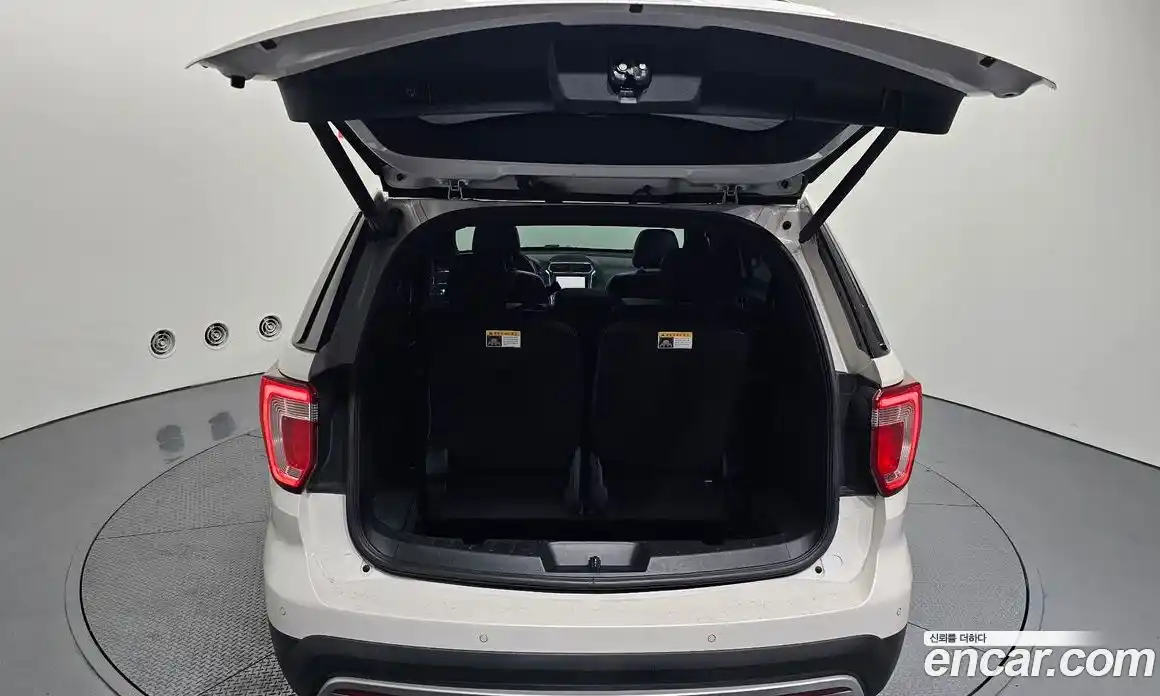 Ford Explorer 2017 2.3 автомат (гидро), фото 20