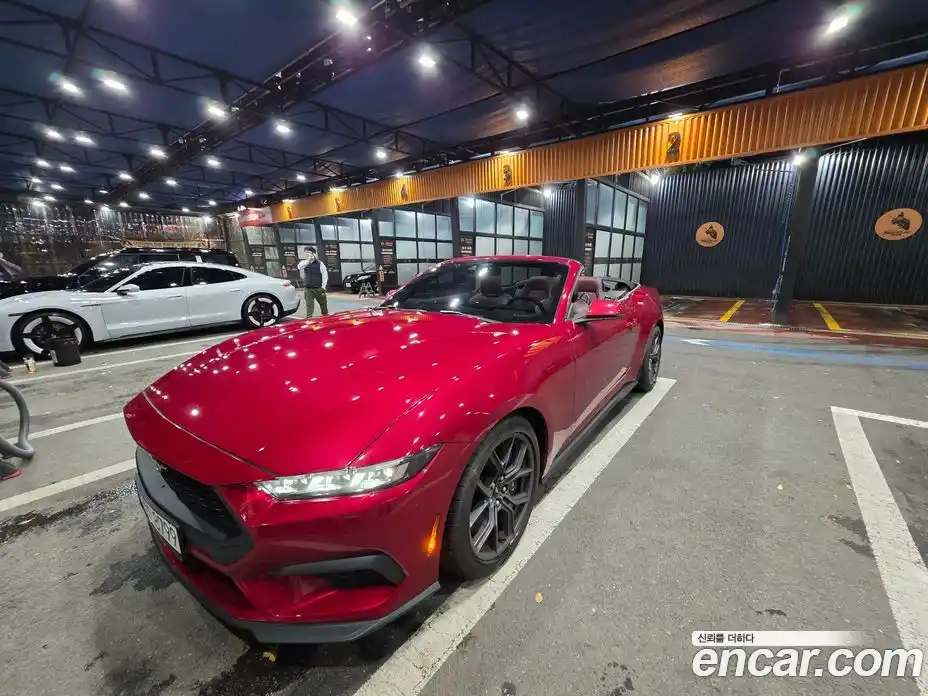 Ford Mustang 2024 2.3 автомат (гидро), фото 15