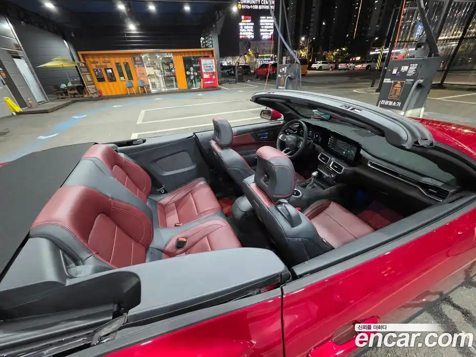 Ford Mustang 2024 2.3 автомат (гидро), фото 6