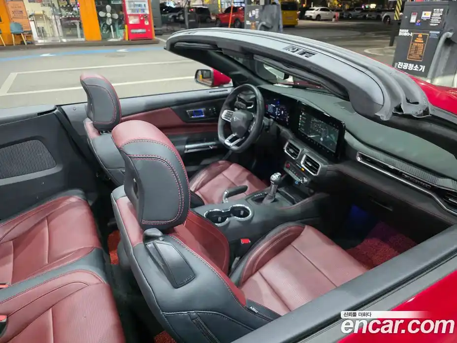 Ford Mustang 2024 2.3 автомат (гидро), фото 8