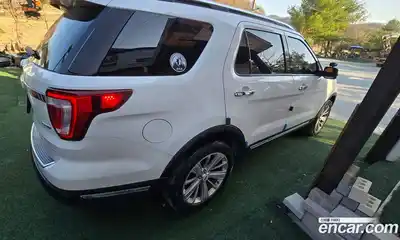 Ford Explorer 2018 2.3 автомат (гидро), миниатюра 7