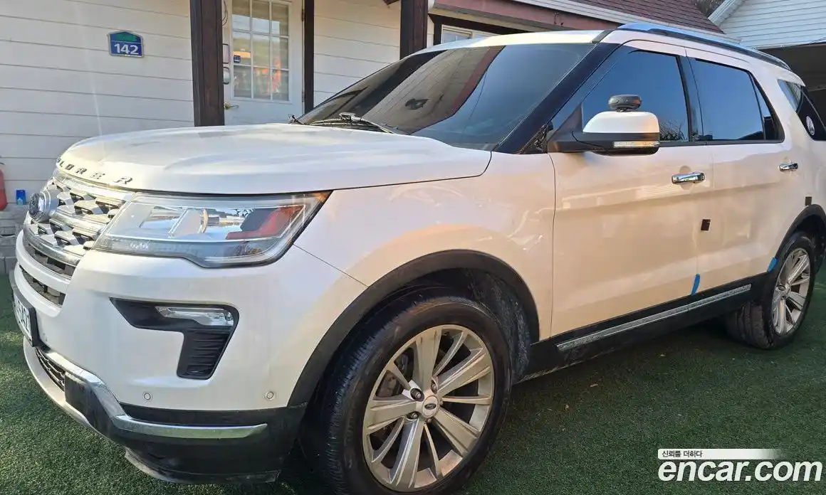 Ford Explorer 2018 2.3 автомат (гидро), фото 8