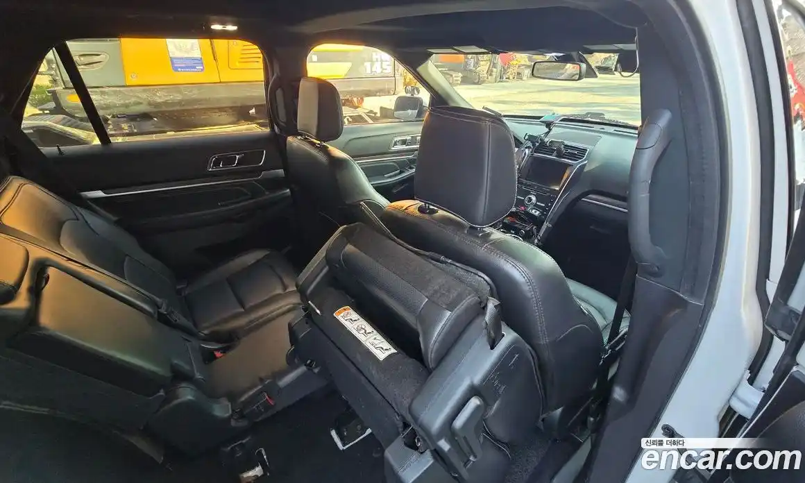 Ford Explorer 2018 2.3 автомат (гидро), фото 9
