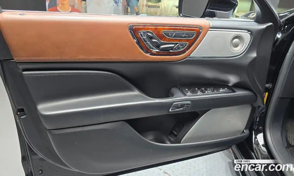 Lincoln Continental 2017 3.0 гидро, фото 14