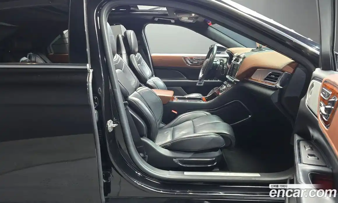 Lincoln Continental 2017 3.0 гидро, фото 16