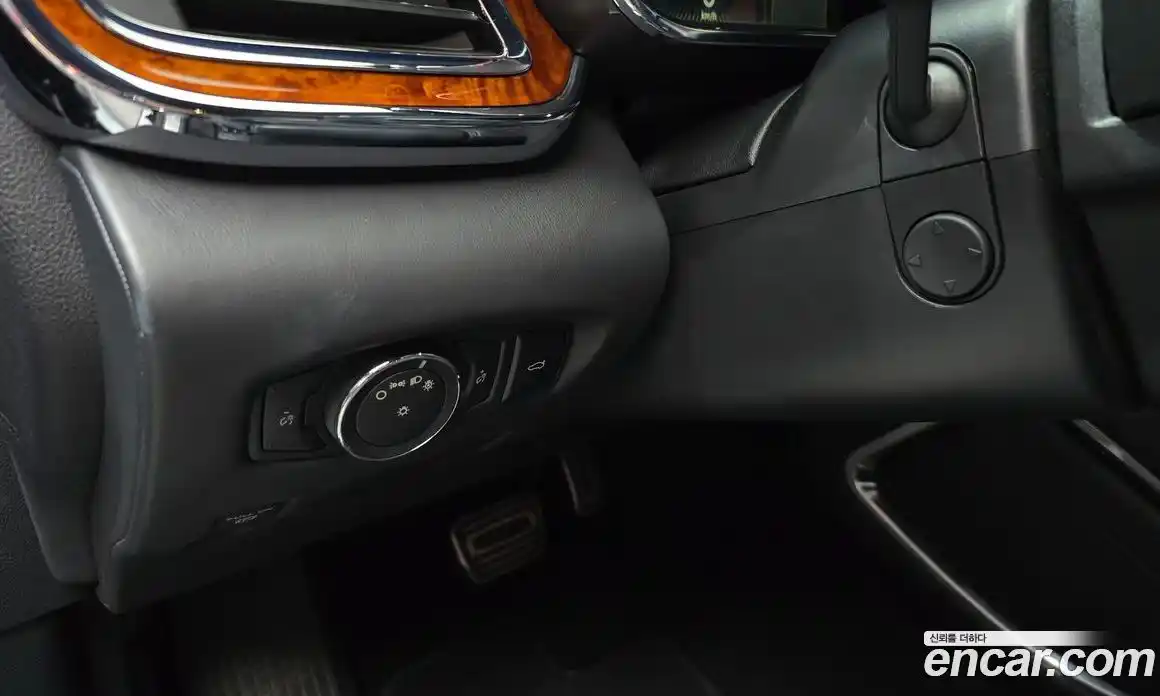Lincoln Continental 2017 3.0 гидро, фото 24