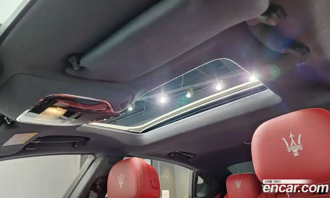 Maserati Quattroporte 2020 3.0 гидро, фото 20