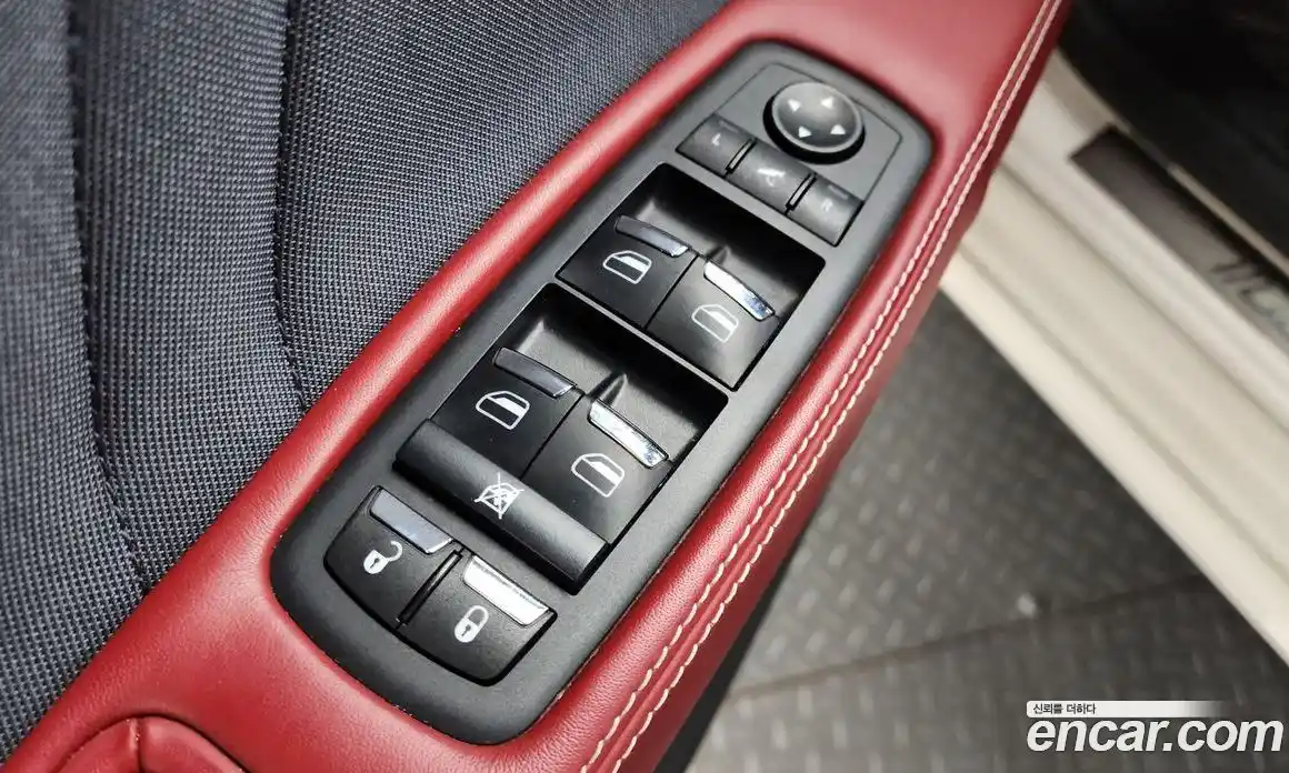 Maserati Quattroporte 2020 3.0 гидро, фото 28