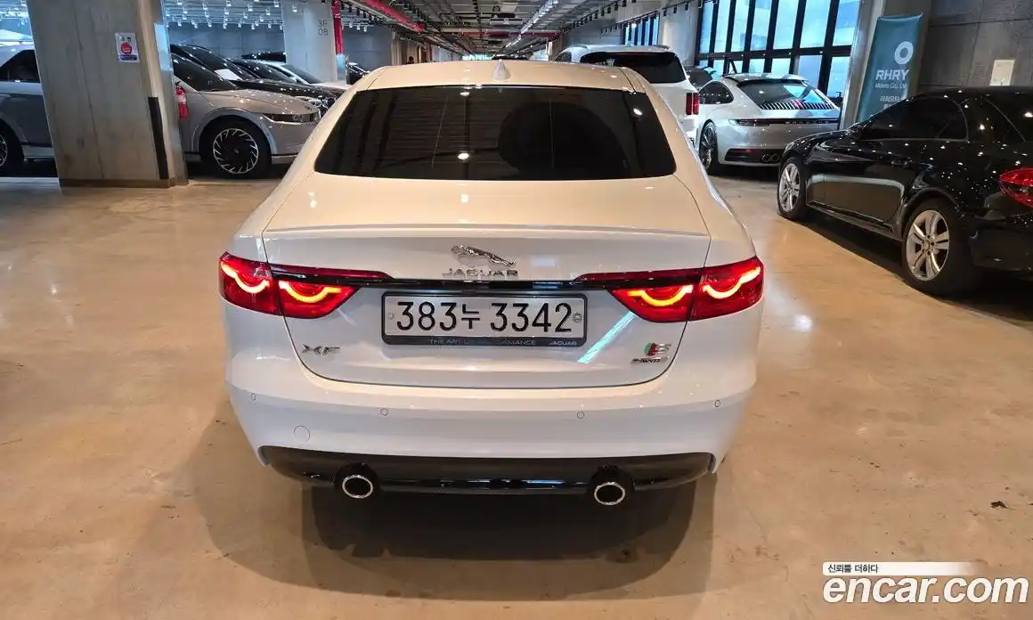 Jaguar XF 2019 3.0 гидро, фото 4