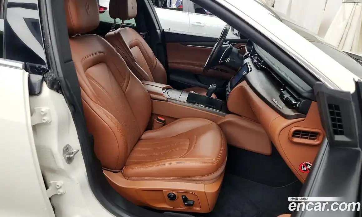 Maserati Quattroporte 2017 3.0 гидро, фото 11