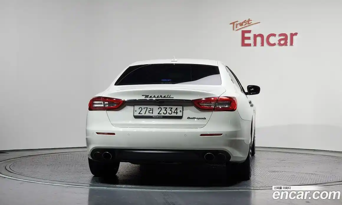 Maserati Quattroporte 2017 3.0 гидро, фото 4