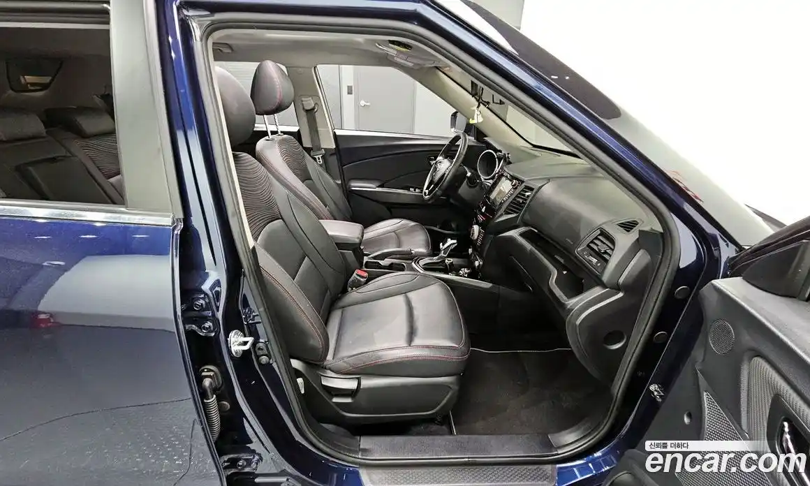SsangYong TIBOLI 2018 1.6 автомат (гидро), фото 12