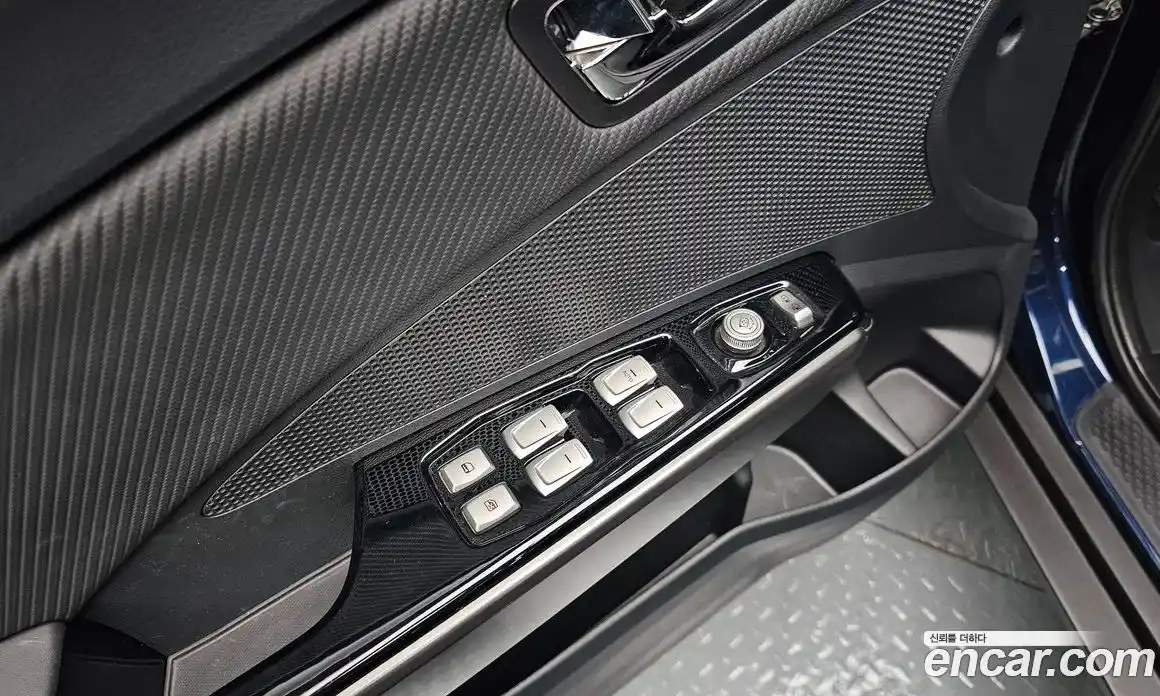 SsangYong TIBOLI 2018 1.6 автомат (гидро), фото 13