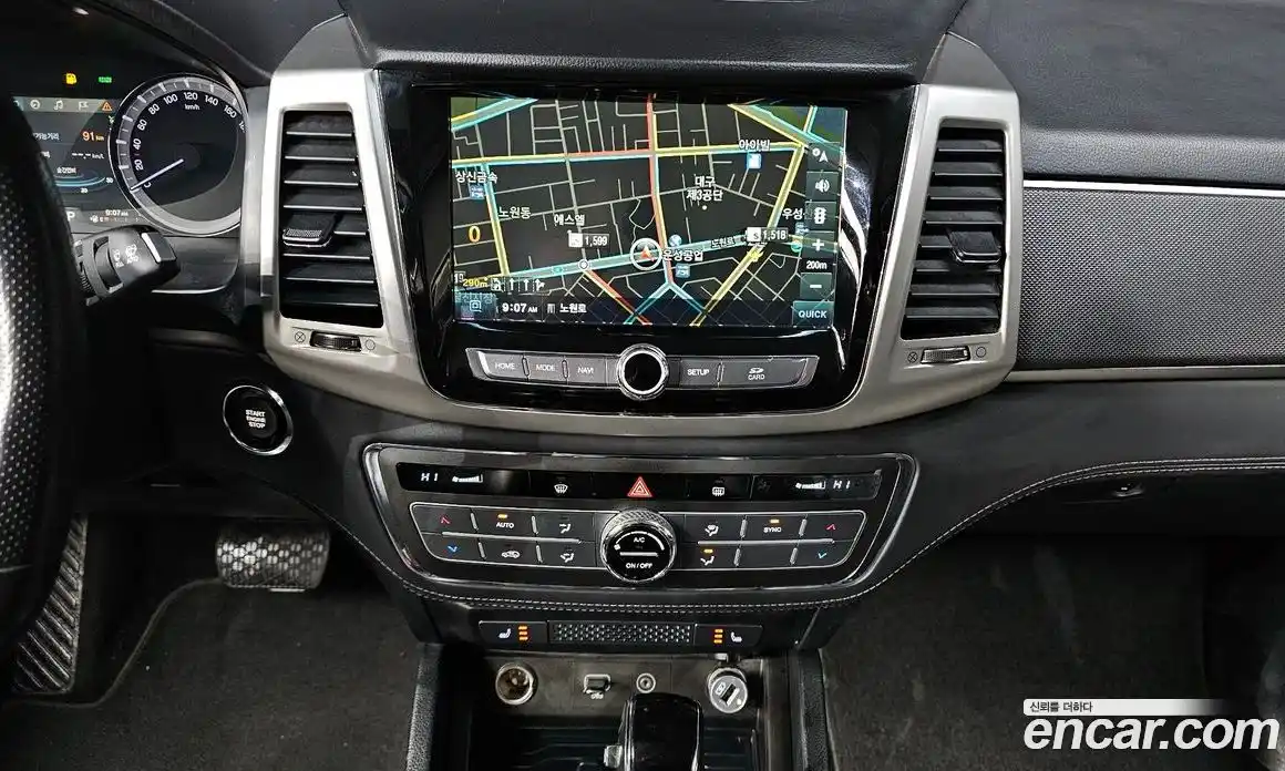 SsangYong Rexton 2018 2.2 автомат (гидро), фото 15