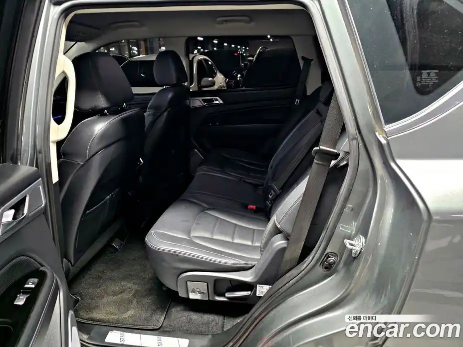 SsangYong Rexton 2022 2.2 автомат (гидро), фото 8