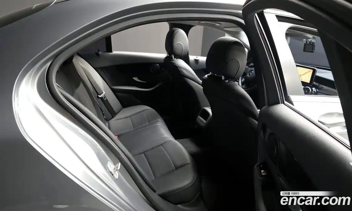 Mercedes-Benz C-Class 2015 2.0 автомат (гидро), фото 11
