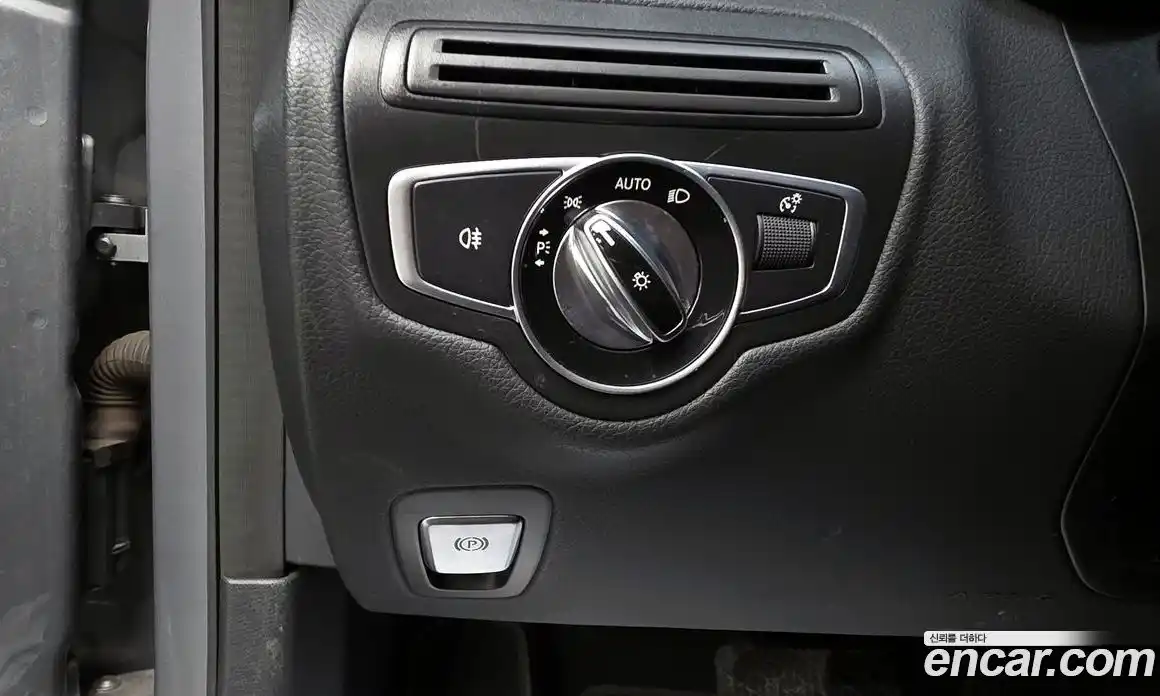 Mercedes-Benz C-Class 2015 2.0 автомат (гидро), фото 16