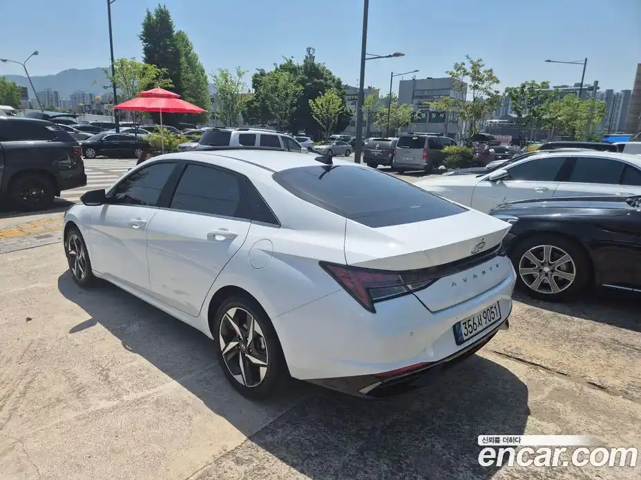 Hyundai Avante 2021 1.6 автомат (гидро), фото 7