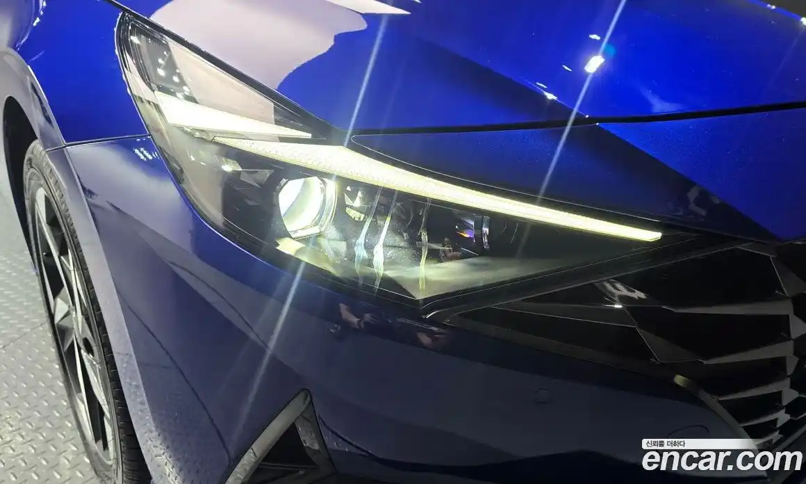 Hyundai Avante 2022 1.6 автомат (гидро), фото 8