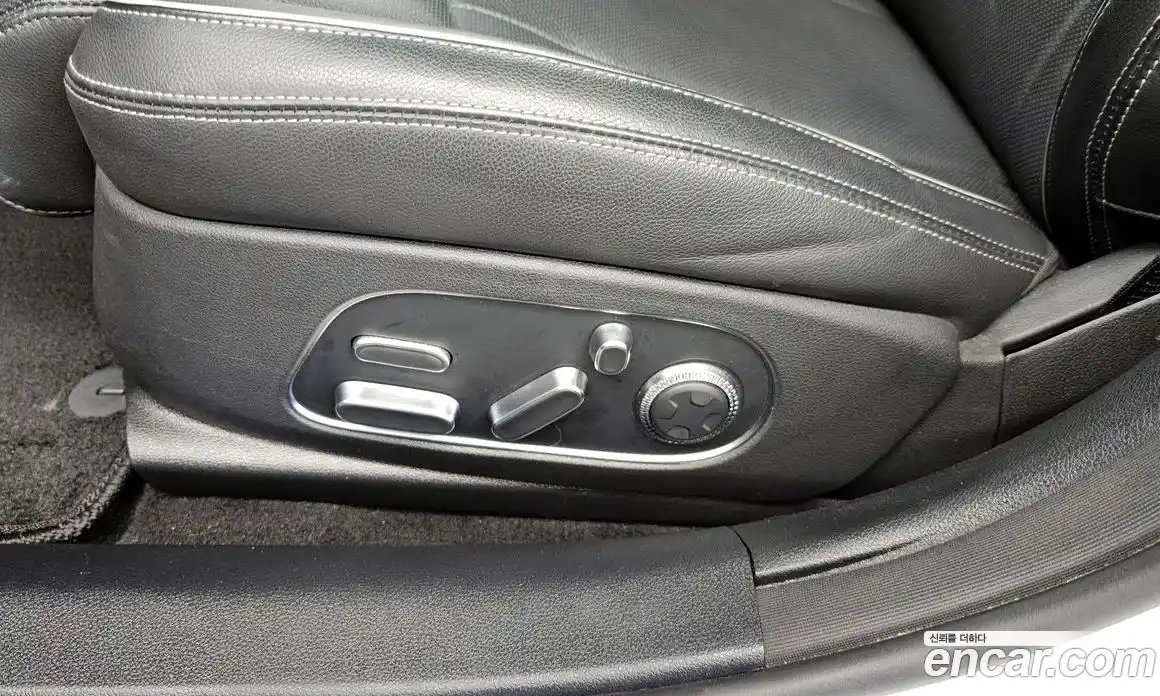 Genesis G90 2022 3.5 автомат (гидро), фото 31