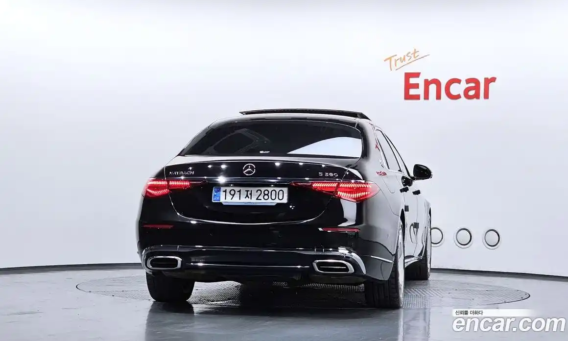 Mercedes-Benz S-Class 2023 4.0 гидро, фото 4