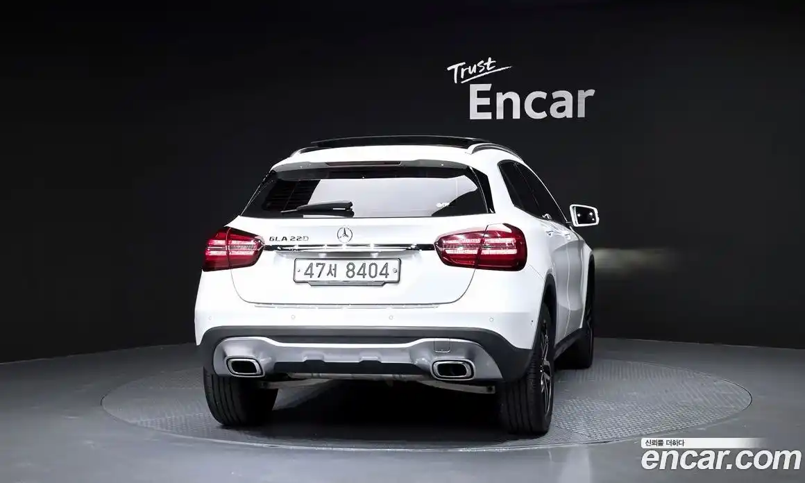 Mercedes-Benz GLA-Class 2019 2.0 гидро, фото 4 Mercedes-Benz GLA-Class 2019 2.0 гидро, фото 4