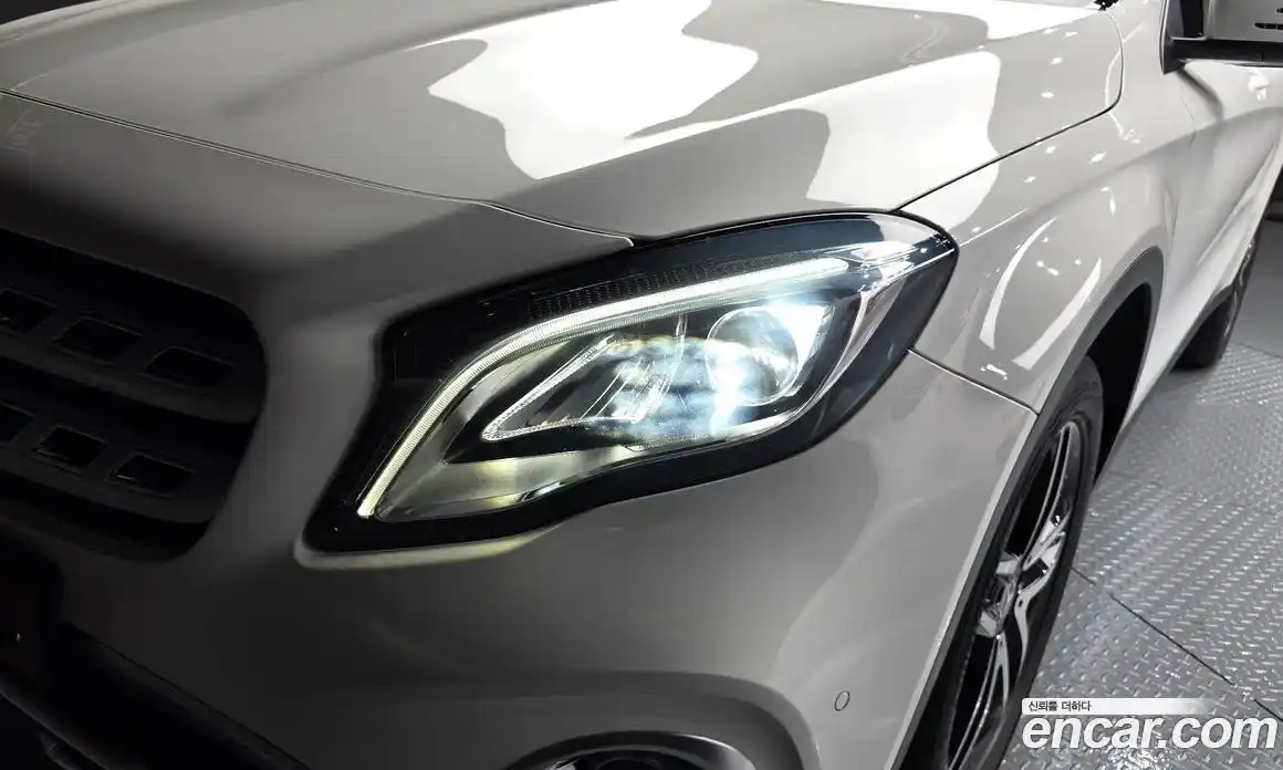Mercedes-Benz GLA-Class 2019 2.0 гидро, фото 8 Mercedes-Benz GLA-Class 2019 2.0 гидро, фото 8