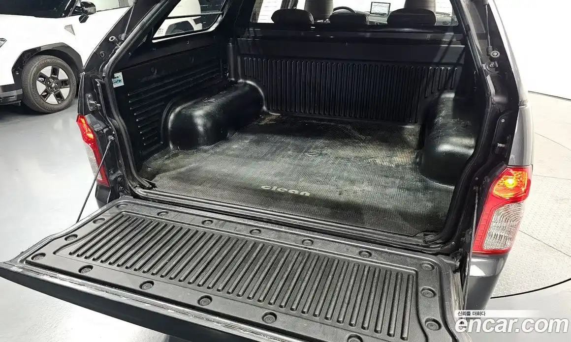 SsangYong Korando 2013 2.0 автомат (гидро), фото 19