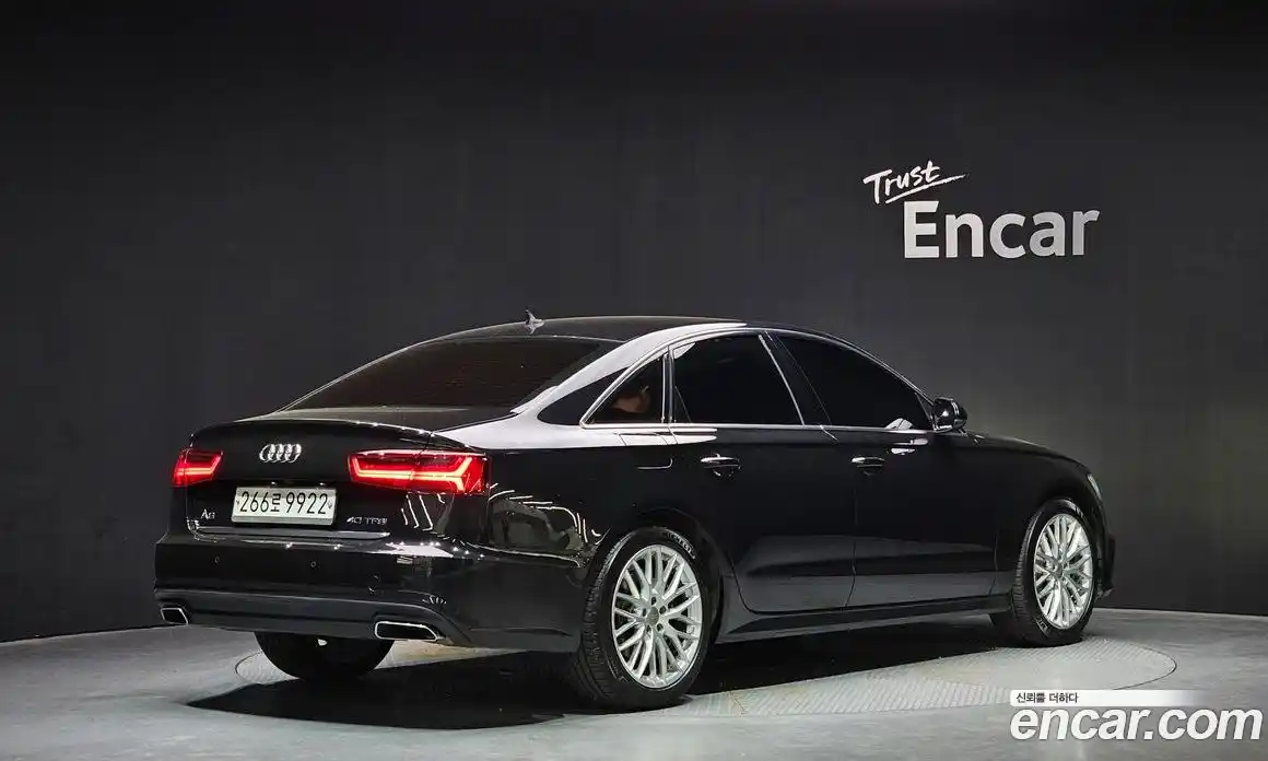 Audi A6 2018 2.0 автомат (гидро), фото 2